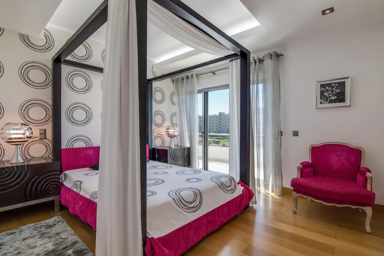 Penthouse T3 Olhos Agua Apartment Olhos de Agua  Portugal